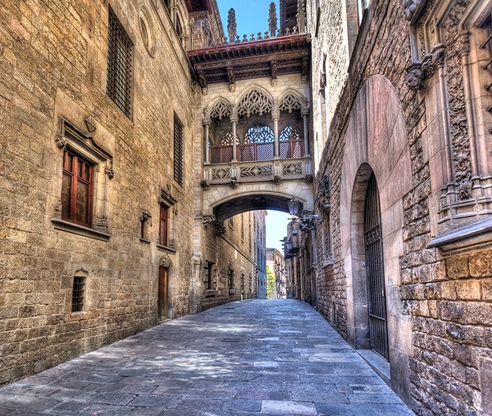 Barcelona tours, Carrer del Bisbe | MSC Cruises Barcelona tours, Carrer del Bisbe | MSC Cruises