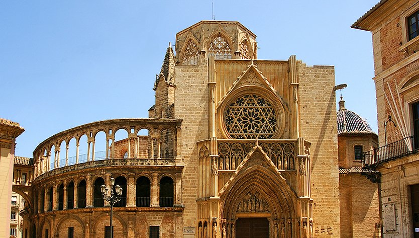 Valencia tours, Plaza de la Virgen | MSC Cruises