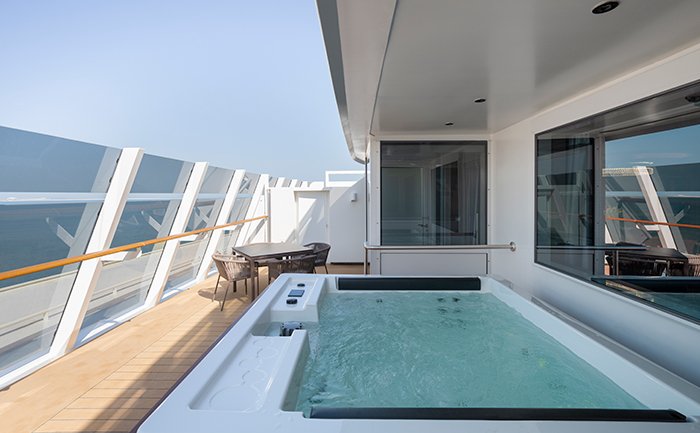 MSC Yacht Club Owner’s Suite With Whirlpool Bath| MSC Cruises