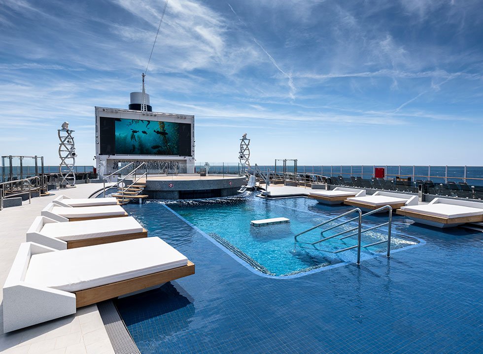 Long Island Pool, MSC Seashore |MSC Cruises